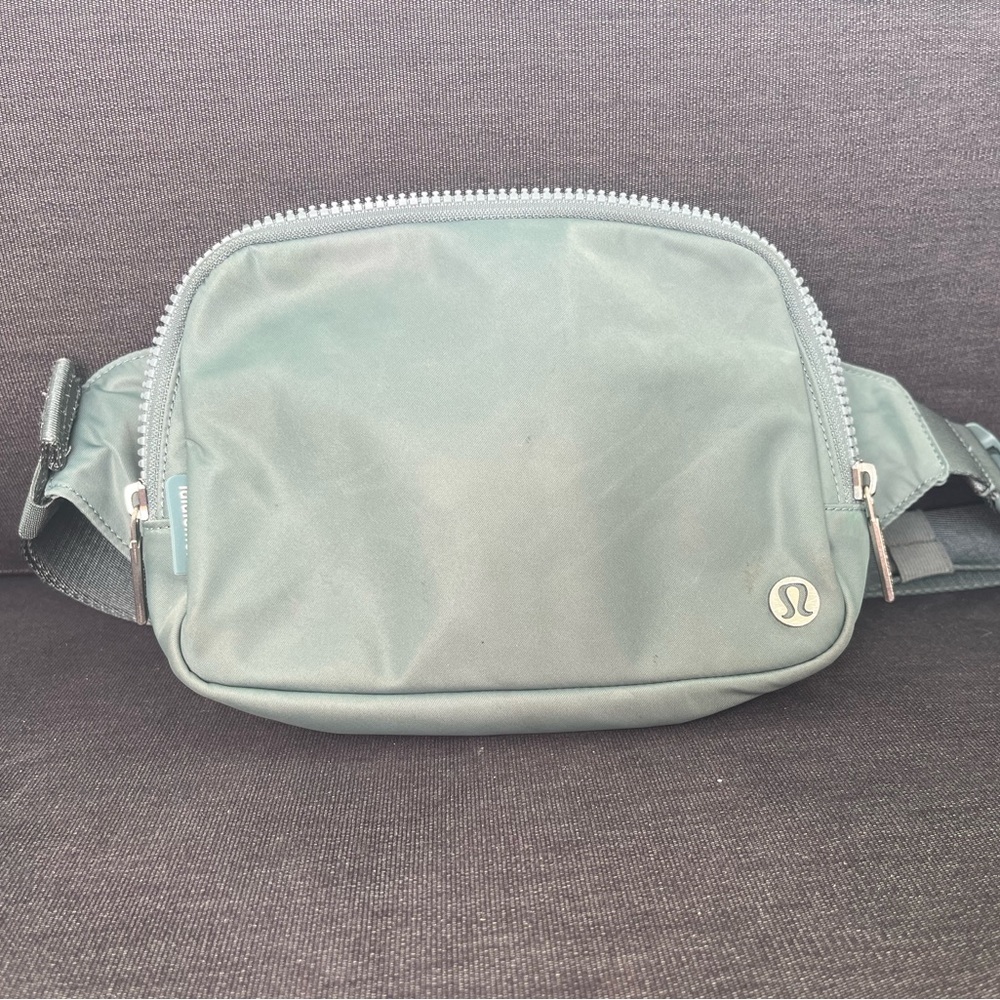 Lululemon Everywhere Belt Bag Large 2L